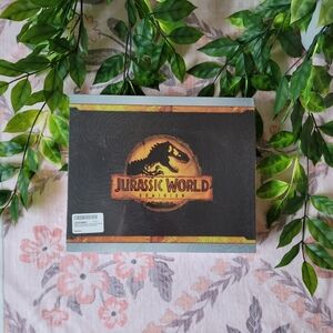 Jurrasic World Dominion Metal Signs Gift Set